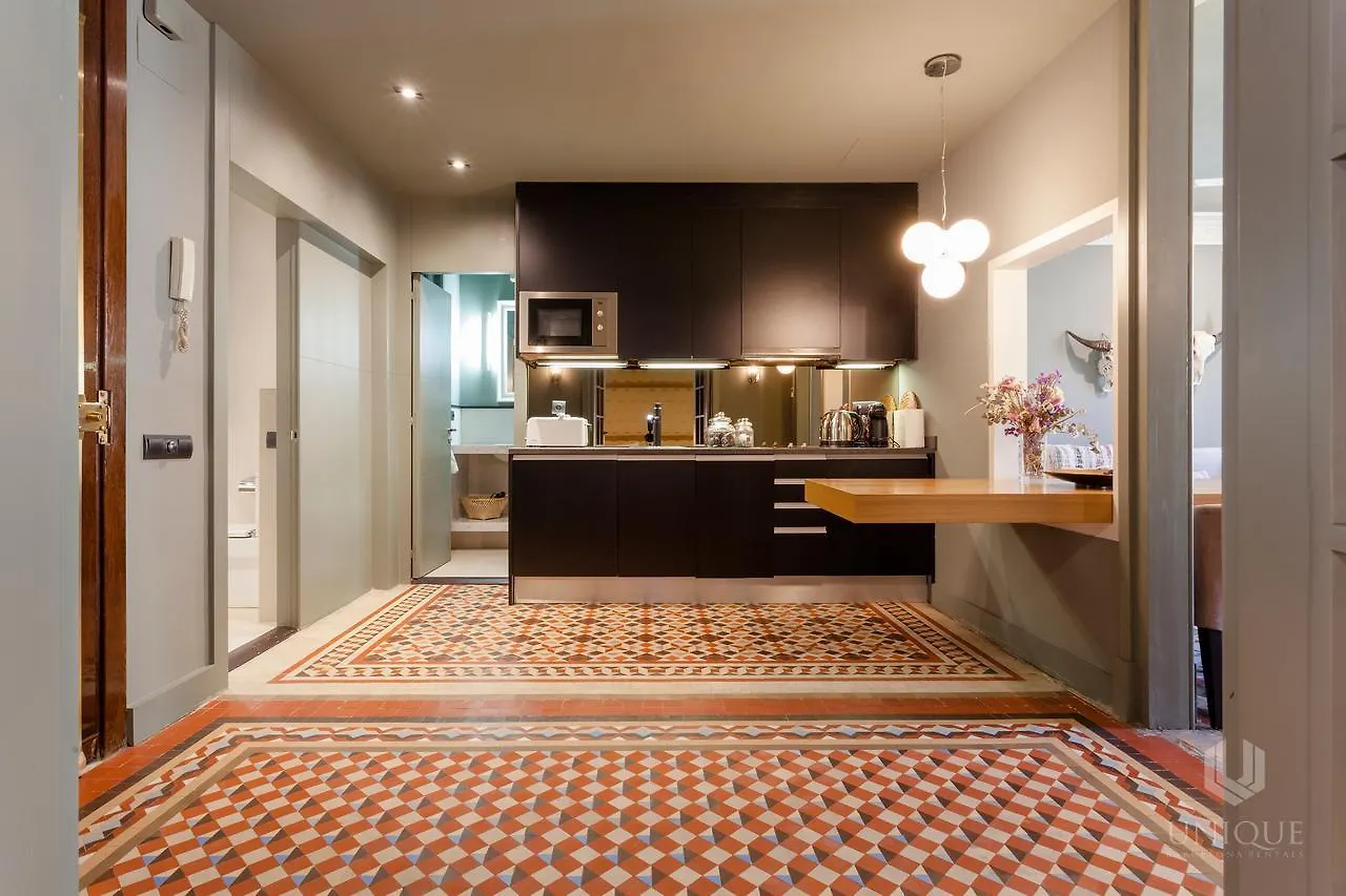 Unique Rentals - Luxurious Oasis Barcelona 0*,