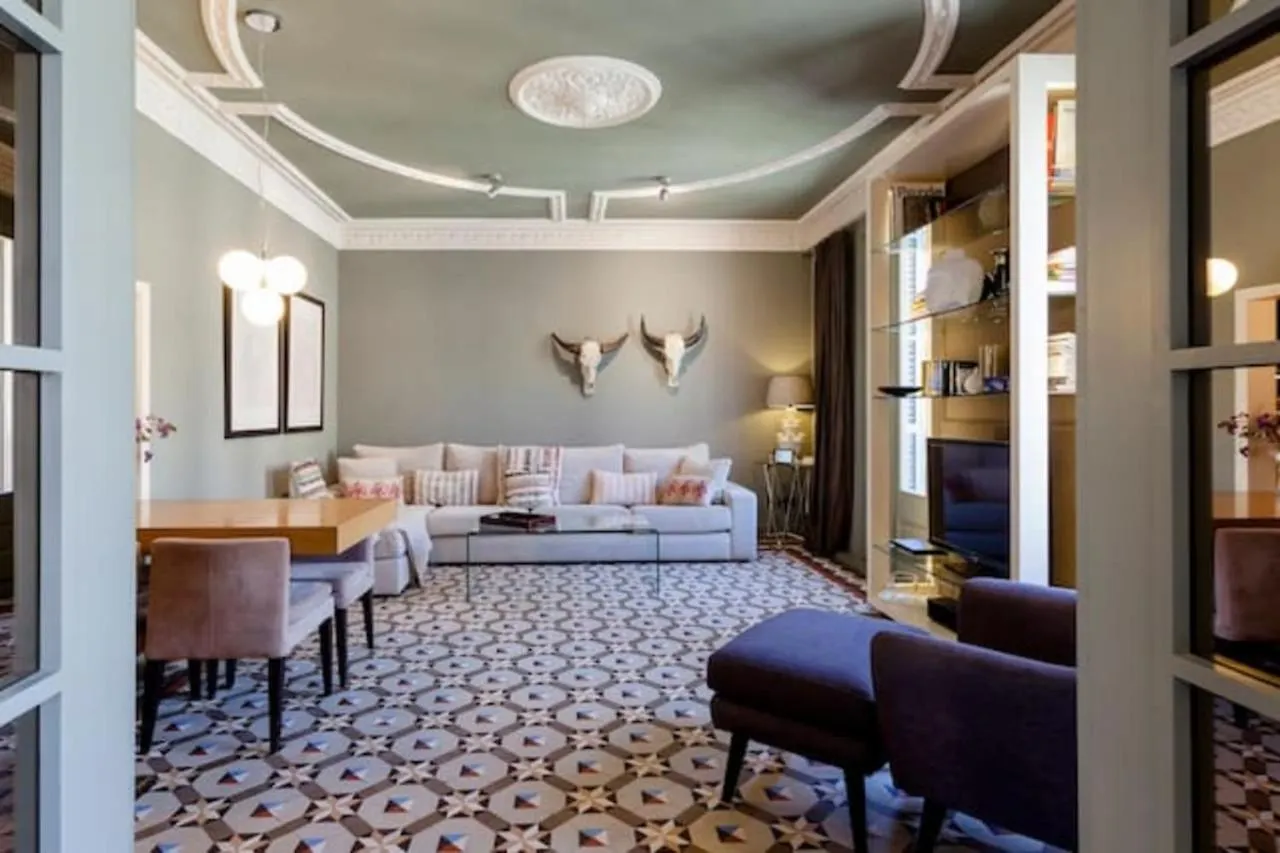 Apartment Unique Rentals - Luxurious Oasis Barcelona Spain